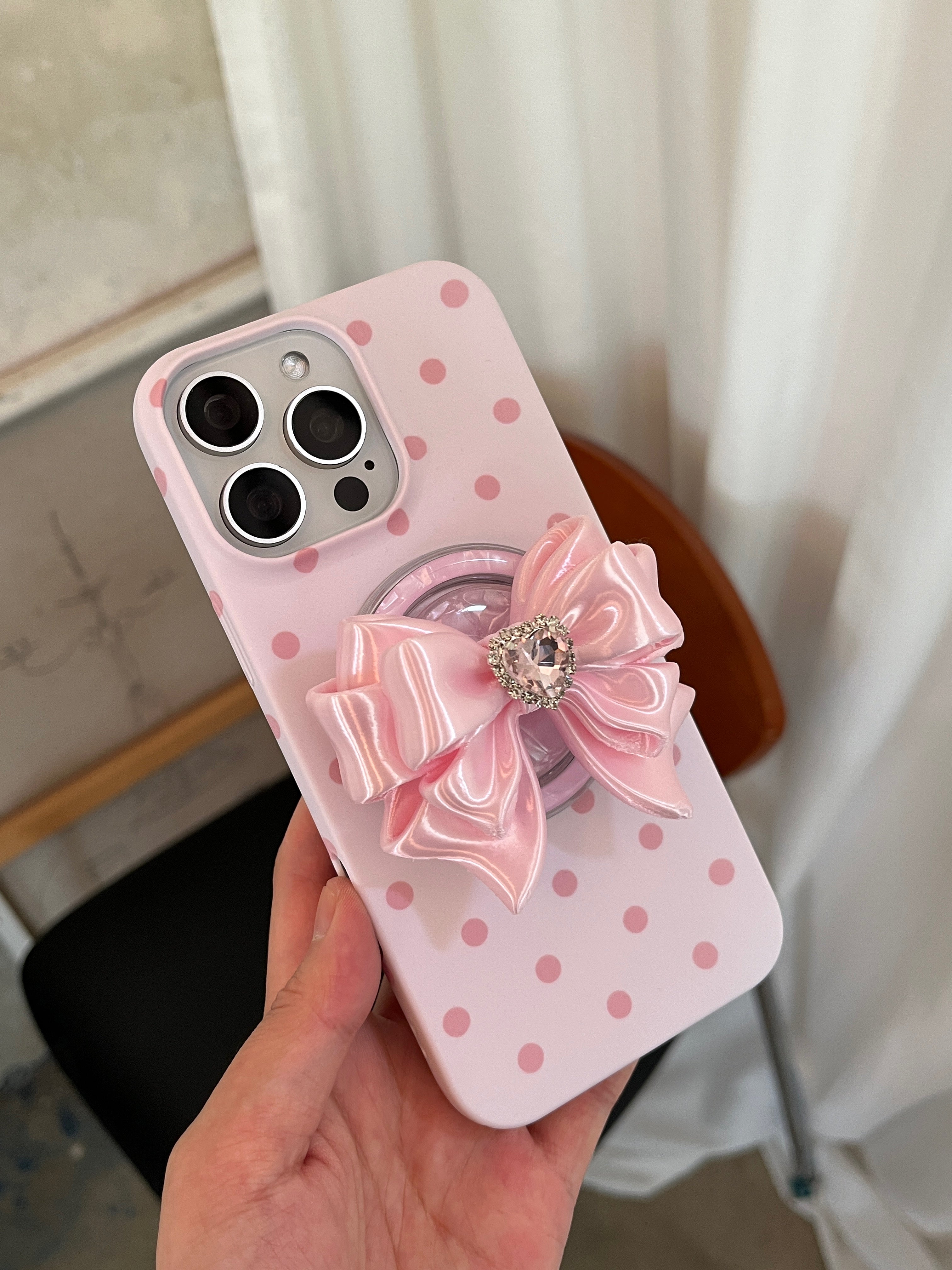 Ribbon Heart Bow